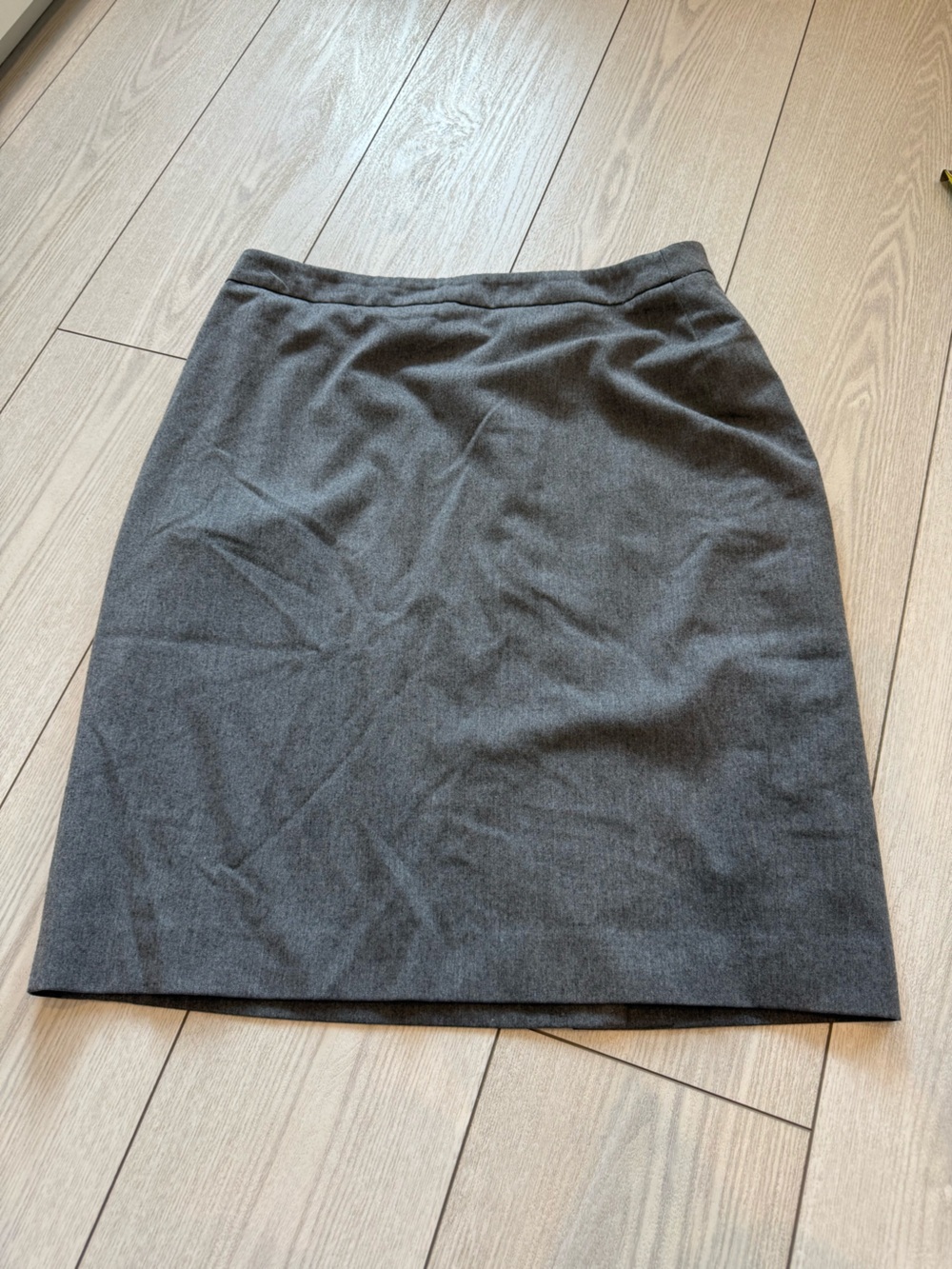 Planet grey pencil skirt 12 classic business casual office neutral quiet luxury